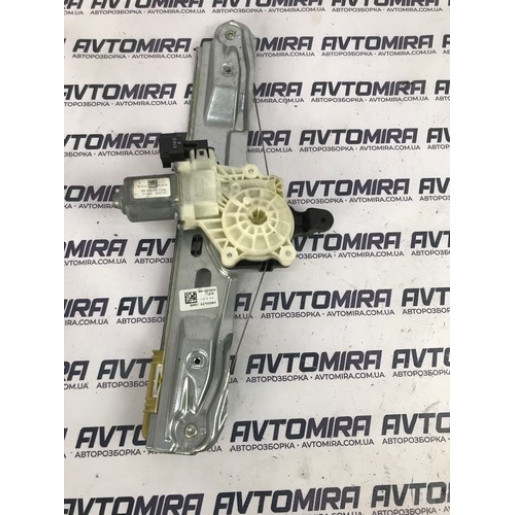 Стеклоподъемник задний правый электрический Ford Focus 3 2011-2017 BM51A27000BA